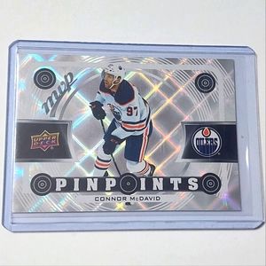 Connor McDavid Edmonton Oilers MVP Silver Pinpoints 2022/23 Insert